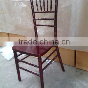Махагониевые стулья Chiavari продаются. thumbnail-1