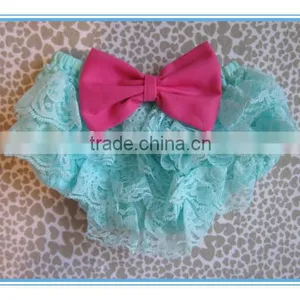 Hot Sale Kids Wear Dubai Baby Bloomers Ruffles Lace Infant Diaper Bloomer Wholesale thumbnail-4