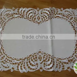 Best Quality Cotton Tablecloth Hand Made Tablecloth Eyelet Embroidery Design Tablecloth Restaurant Tablecloth thumbnail-3