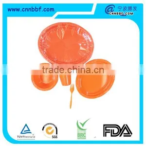 High Quality Custom Design Plastic Tableware Set For Party thumbnail-1