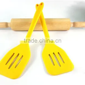 High Quality Silicone Slotted Turner Spatula Food Grade Silicone Kitchen Tools thumbnail-5