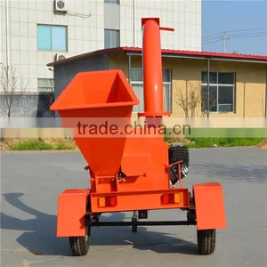 2015 Hot Sale!!!! Chinese Wood Chips Log Making Machine 13.5HP Wood Chipper Attached on Trailor thumbnail-2