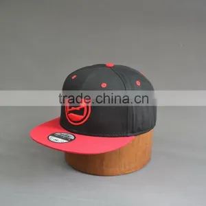 Hi Quality Custom 6-panel Snapback Caps With Embroidery Logo thumbnail-3
