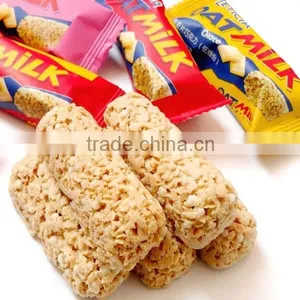 Santa Brand Ceremeal Milk Flavour Biscuit Twinfish Oat Chocolate thumbnail-1