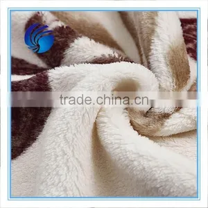 100% Polyester Storehouse Super Plush Throw Blanket thumbnail-3