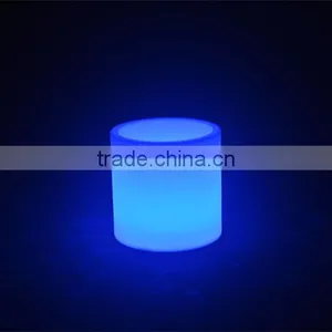 BSCI Approval Rechargeble Flower Pot/ Small Plastic Color Changing Vase Planter/bright Color Flower Pot thumbnail-4