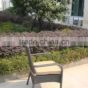 Durable Rattan Dining Set PE Garden Chairs And Table thumbnail-4
