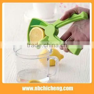 Manual Juicer, Fruit Multifunction Devices, Small Presses Juice Machine thumbnail-1