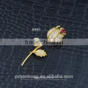 Fashion Micro Natural Pearl Inlay Zircon Gold-plated Corsage thumbnail-2