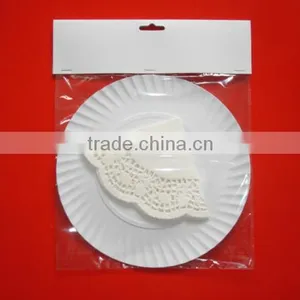 One-off Paper Doily With Plate thumbnail-1