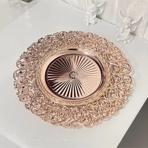 Factory Wholesale Modern Elegant Non Disposable 14.5 Inch Gold Plastic Charger Plates For Wedding Party thumbnail-3