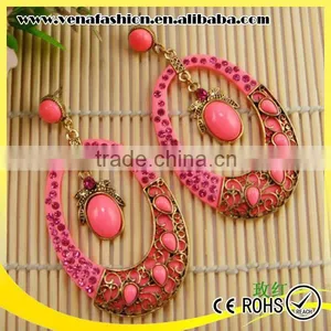 Vogue Ellipse Round Shaped Hollow Gold New Design Earring thumbnail-3
