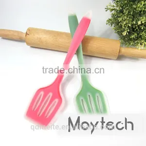 OEM Factory Direct Sell Eco-friendly Silicone Shovel thumbnail-2