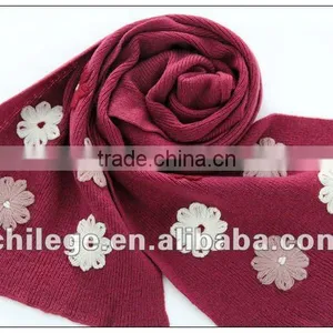 100% Wool Scarf thumbnail-1