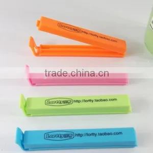 Plastic Bag Closure Clip/Swive Plastic Clip/Small Food Bag Plastic Clip thumbnail-1