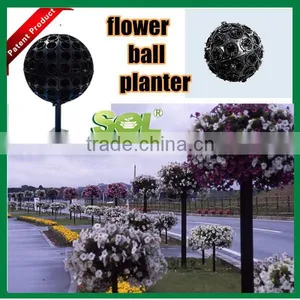 Flower Ball Planter Hanging Basket Plastic Ball Planter thumbnail-1
