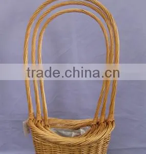 Boat Shaped Willow Basket thumbnail-1