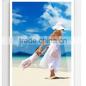 High Quality Modern Gift Acrylic Photo Frame for Valentines's Day thumbnail-3