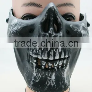 Half Face Cacique Plastic Skull Mask (Skeleton Color) thumbnail-1