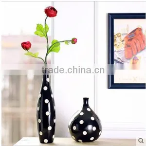 2 Pic a Set Cheap Factory White and Black Ceramic Vase for Table Decor thumbnail-1