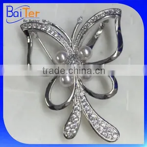 Yellow Gold Plated Crystal Butterfly Wing Brooch/Fresh Water Pearl Copper Butterfly Brooch thumbnail-3