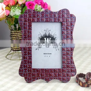 Resin Crafts Xiamen Supplier Vermilion Photo Frame thumbnail-5