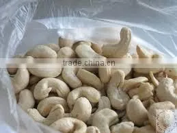 High Quality Vietnam Cashew Kernels Grade WW320, WW450, WS thumbnail-4