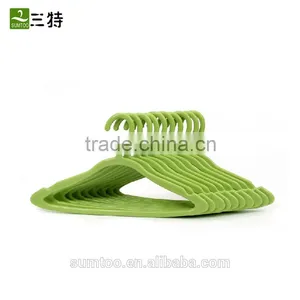 Eco-friendly Short Baby Plastic Clothes Hanger thumbnail-2