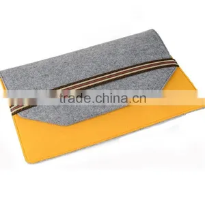 Amazon Multi-color Felt Laptop Sleeve thumbnail-2