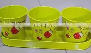 Set of 3 Garden Planter Pots With Drainage Holes thumbnail-1