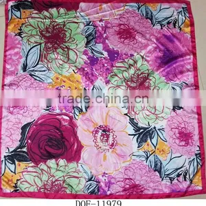Fashion Print Classic Floral Square Cheap Satin Shawl thumbnail-1