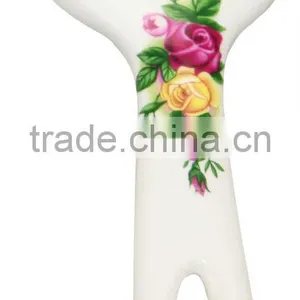 Extremely Sharp Ceramic Peeler thumbnail-1