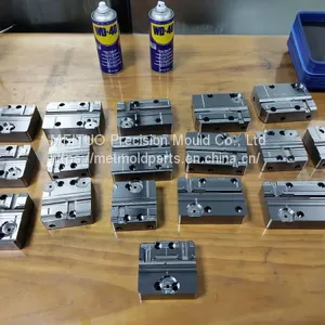 2020 Top Brands Chinese Factory Precision TV Mold Parts thumbnail-3