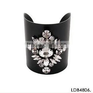 Gun Meatal Crystal Flower Cuff Initial Popular Bangle Set China thumbnail-1