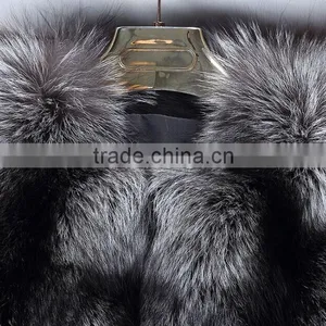 Fluffy and Smooth 100% Real Fox Fur Vest thumbnail-3