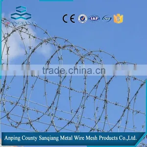 Galvanized Barb Wire thumbnail-2