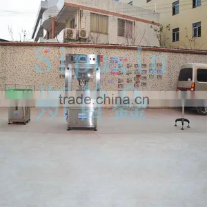 SPX Full Automatic Mineral Water Bottle Cap Screwing Machine / Plastic Bottle Packing Line thumbnail-1