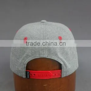 Customized 100% Cotton Twill 6-panel Snapback Cap With Embroidery Logo thumbnail-4