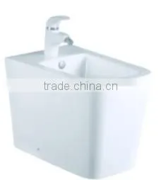 Hot Selling SANITARY WARE Ceramics Bathroom Chaozhou Ceramic Bidet TOILET D8208C thumbnail-4