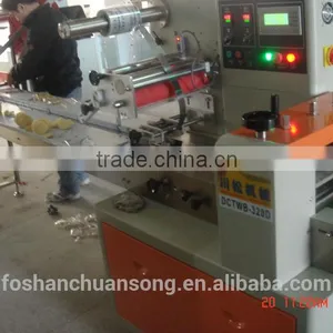 Sandwich Biscuit Packing Machine DCTWB-400B thumbnail-3