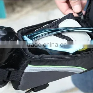 Bicycle Waterproof Smartphone Bag Bike Handlebar Phone Bag Touchscreen Bag thumbnail-3