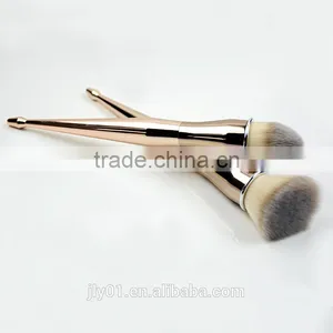 Customized Wooden Makeup Brushes Manufactured in China thumbnail-2
