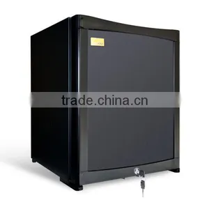 GRT - XC28 Solid Door, Hotel Mini Fridge 28L thumbnail-5