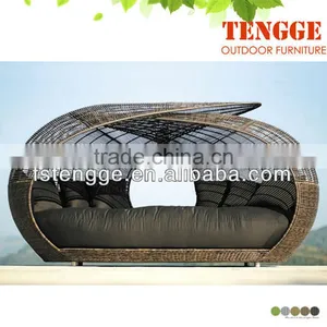 Outdoor Rattan Daybed With Canopy thumbnail-1