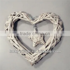 New Design Hanging Heart Shape Wicker Decoration thumbnail-6