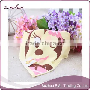 Wholesale Triangular Cotton Bibs With Buttons thumbnail-1