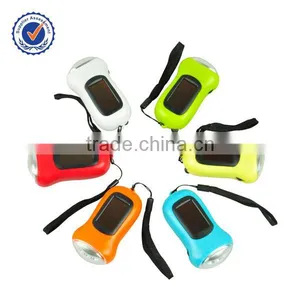Led Solar Dynamo Flashlight thumbnail-1