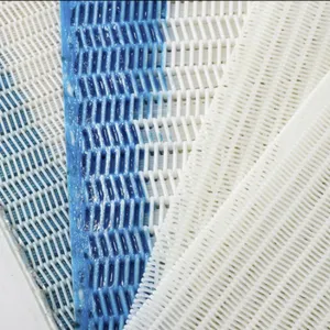 Polyester Spiral Belt With 0.5mm-5mm Mesh Opening, 100°C-200°C Temperature Resistance, 1000mm Width thumbnail-1