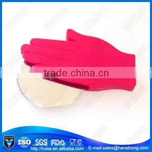Hand Shape Pizza Peel as Seen TV thumbnail-1