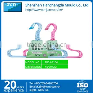 2016 New Design Coat Hanger in Pink and Blue Made in China thumbnail-1